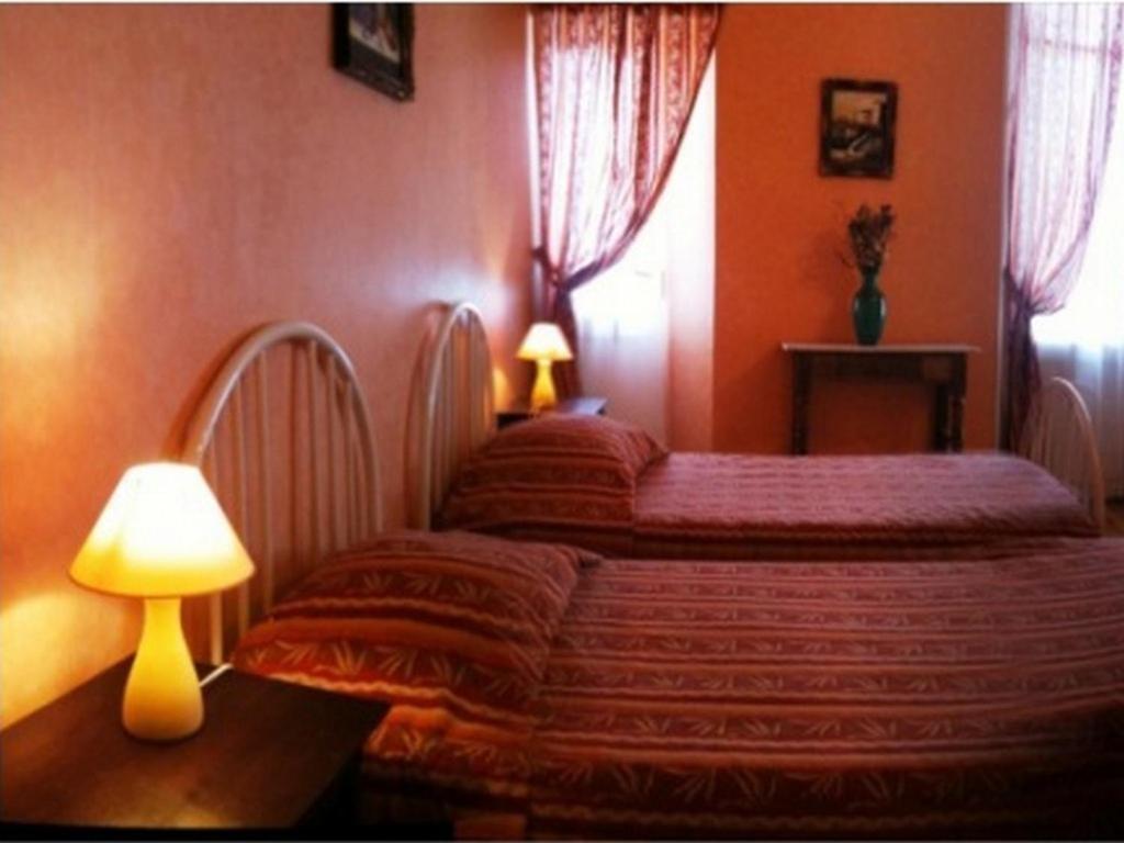 Chambres Et Tables D'Hotes Les Breuils Mariol Rum bild